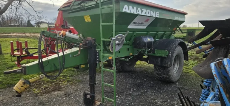 Rozsiewacz wapna i nawozu Amazone ZGB 5500 Special