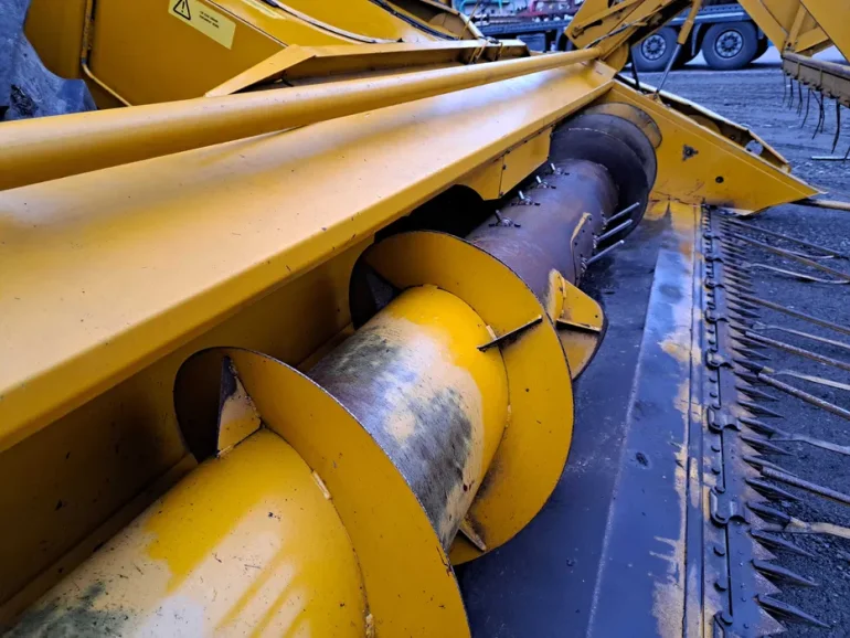 Kombajn zbozowy Sampo Rosenlew 690 Activ.Heder 3.4m
