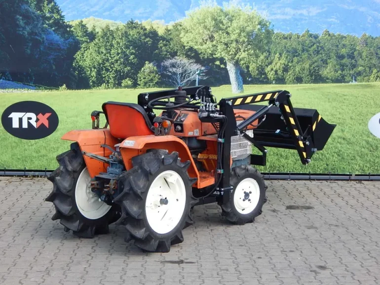 Mini traktor Kubota B1500 4x4 ŁADOWACZ CZOŁOWY ciągnik japoński Yanmar