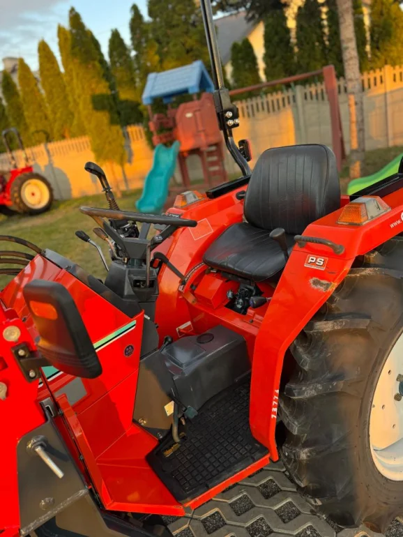 KUBOTA SUNSHINE L1-225,22hp, REWERS,Asystent Skrętu, 4X4 Nowy Tur 4w1