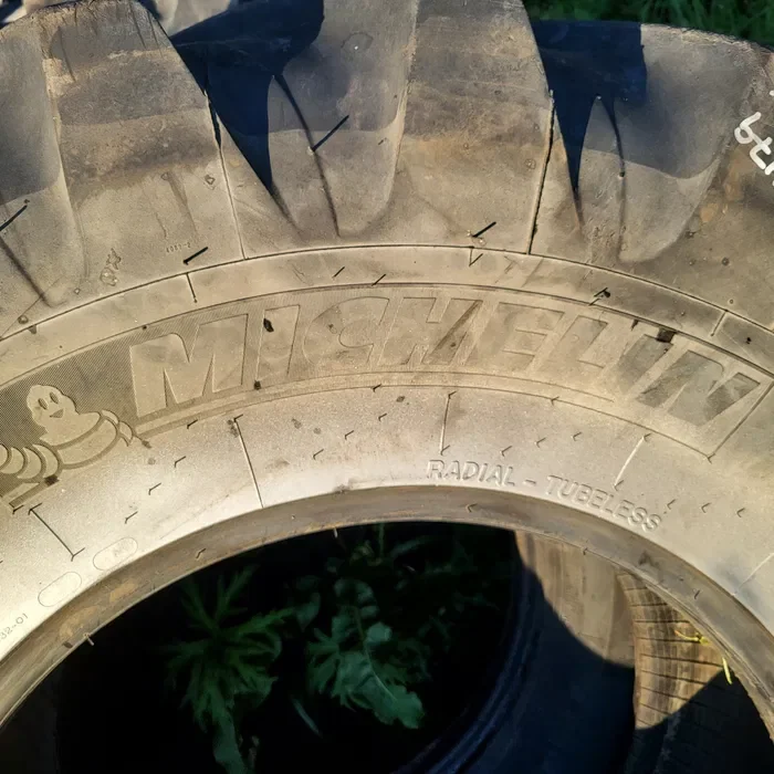 Opona Michelin XMCL 440/80R24 IND 16.9R24