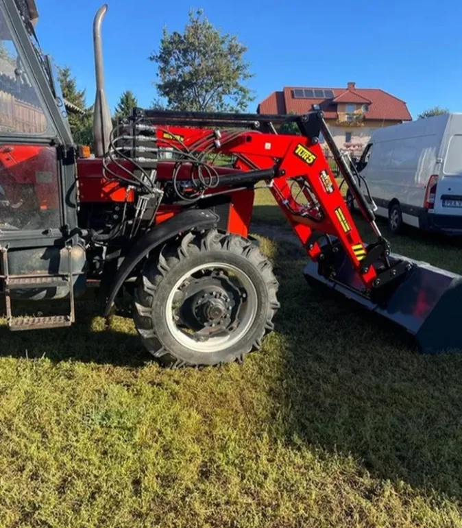 Firma ART-TUR Ładowacz Tur 5 samopoziomujący 1000kg Jojstyk Zetor 7245