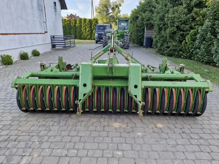 Brona wirnikowa agregat AMAZONE KG 303