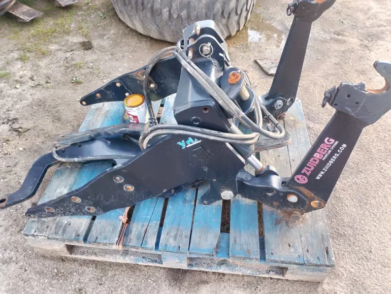 Tuz New Holland T5.105