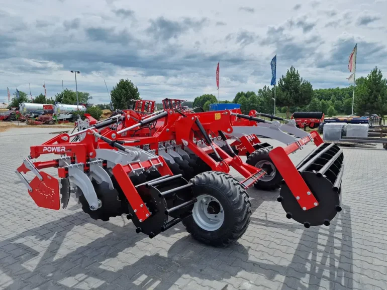 Brona 4m z wózkiem środkowym, hydraulicznie składana, transport!
