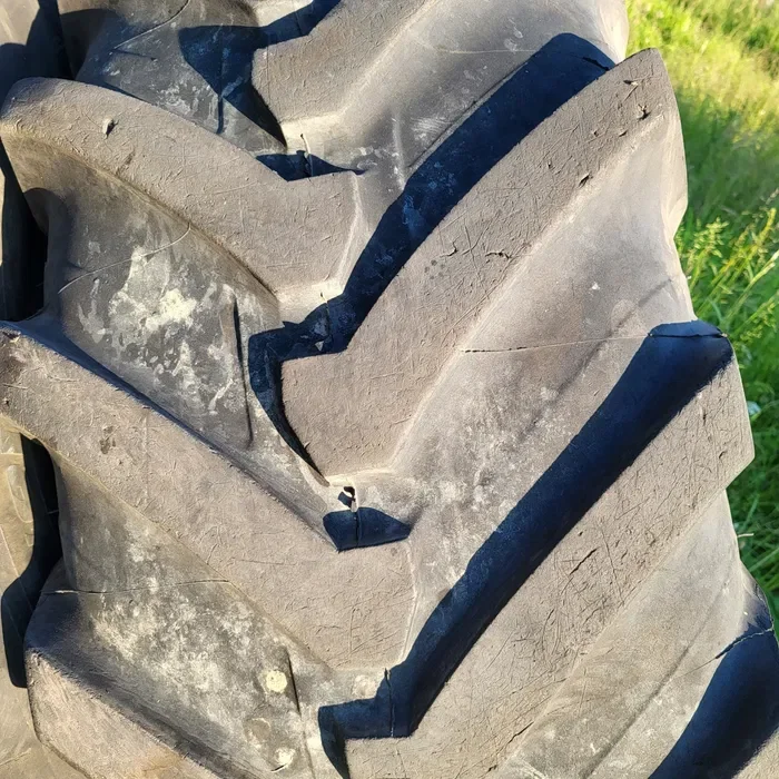 Opona Michelin XMCL 440/80R24 IND 16.9R24