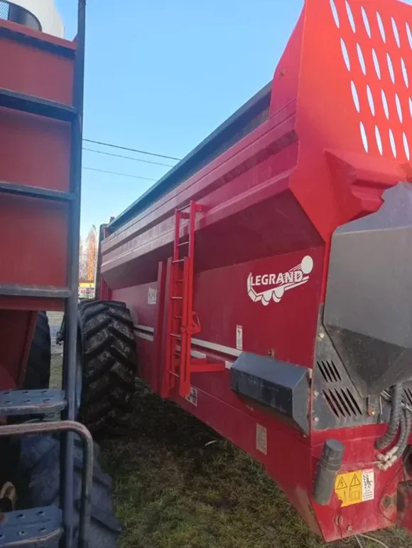 W idealnym stanie 2016 rok Legrand cyclone rozrzutnik do obornika 12t