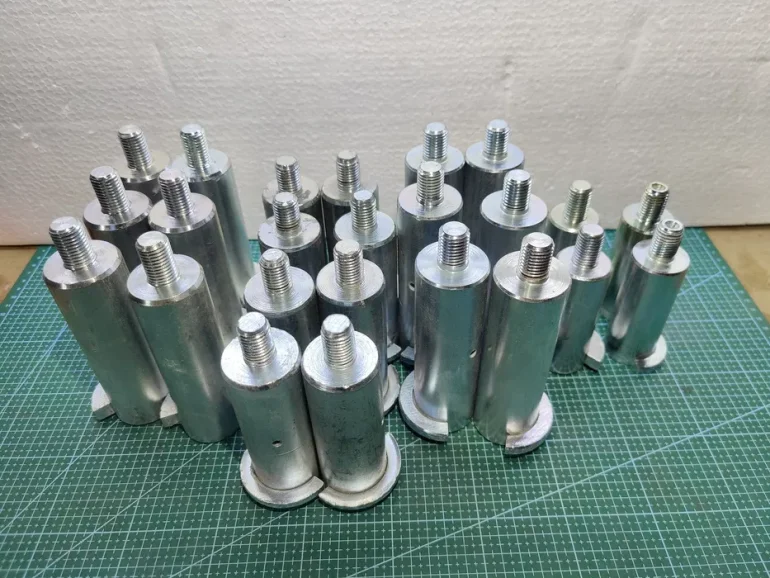 komplet sworzni do ładowaczy TUR8 POL-MOT TUR WARFAMA do 2009r