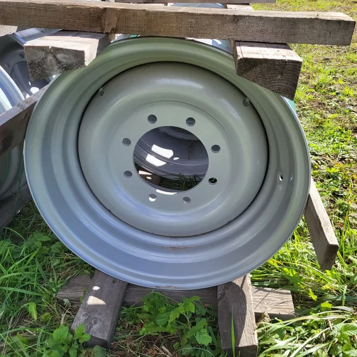 Felga 20x26 Titan 8 szpilek pasuje do Bizon,rozrzutnik,beczka