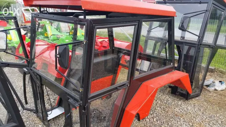 Kabina z blotnikami C-330 MF C 360 NOWA!