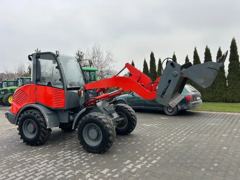 Ładowarka atlas AR 65