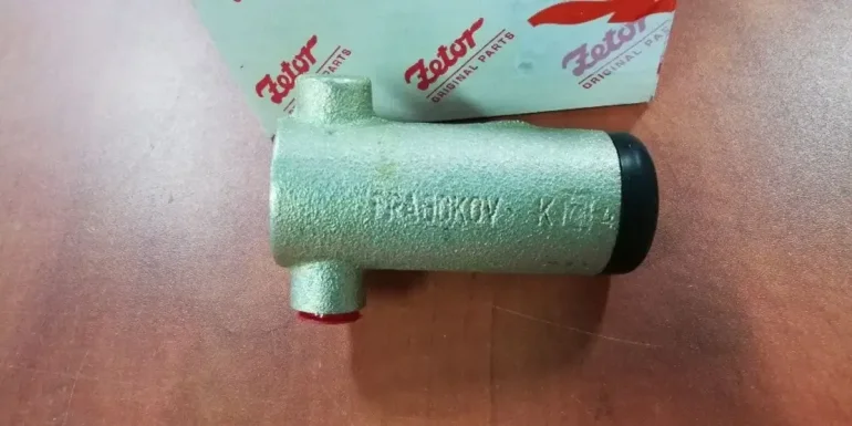 Wysprzęglik Sprzęgła Zetor