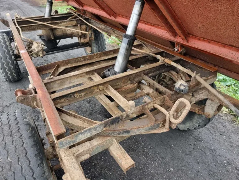 Przyczepa d 45 3,5 tony czesci pozostalosc