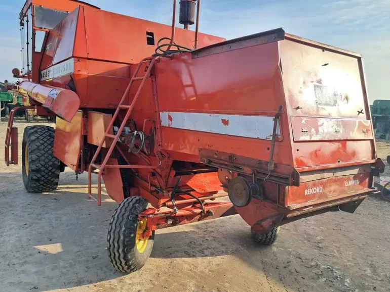 Sieczkarnia Massey Ferguson 307 kompletna