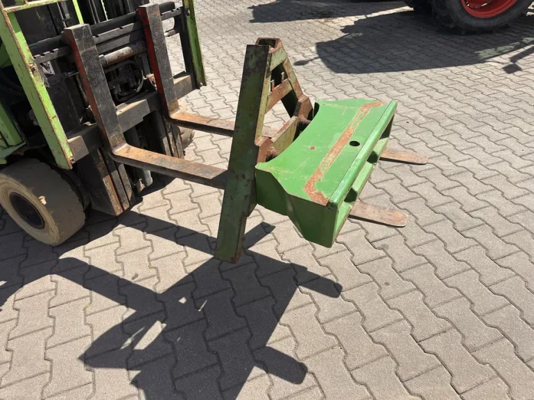 Obciaznik john deere 110 kg na trojkat