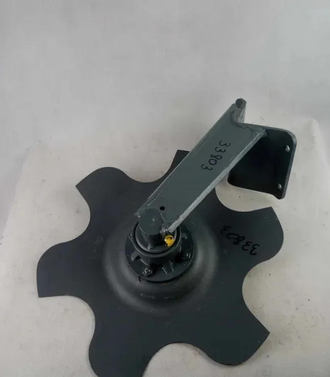 Ramię z krojem talerzowym i piastą skrajne prawe 2411/60-000/0 ARES L