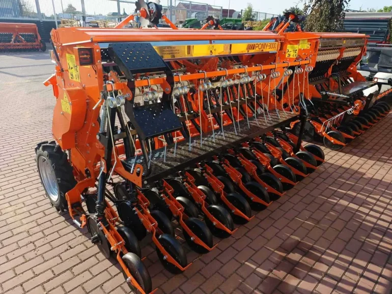 Talerzowy Siewnik Pony – 3m, pojemność 510l