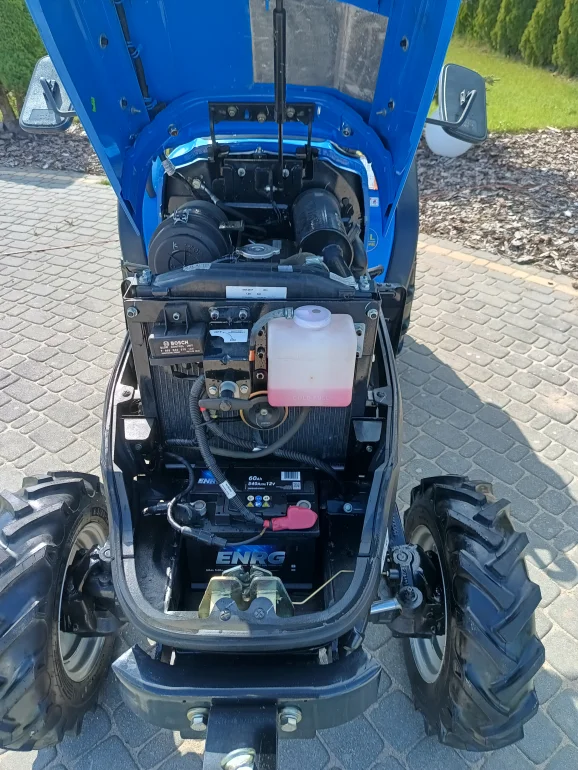 Ciągnik Rolniczy Solis 22 4 WD 6P+2T , fabrycznie nowy