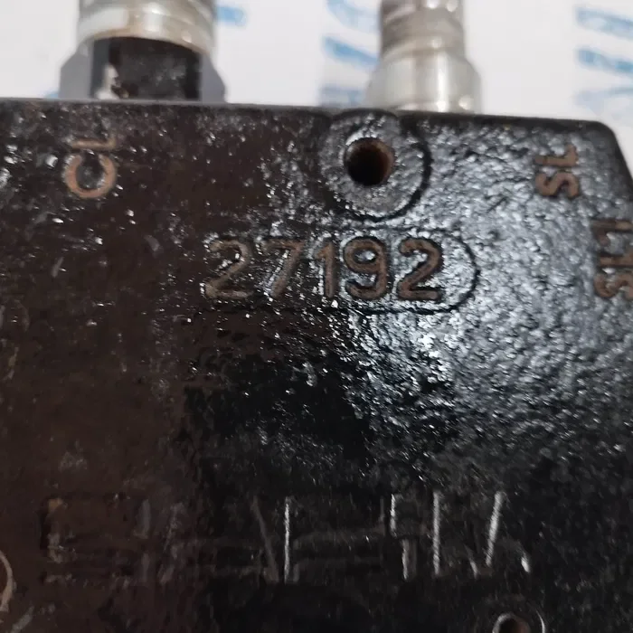 Jcb zawor dwuliniowy 400/n7923 27192