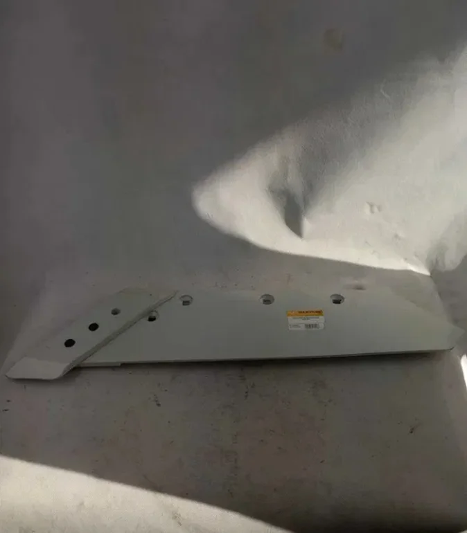 Lemiesz Lewy ZX z dłutem IBIS XXL/VARIO 115.352.200.0 PO11.91 WARYŃSKI