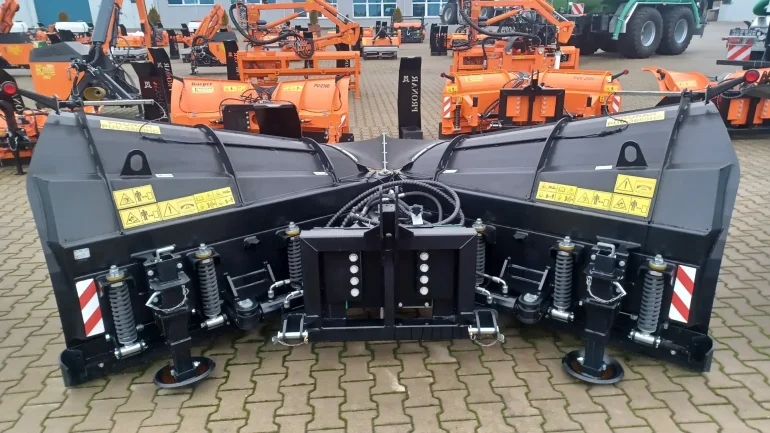 Pronar PUV3600HD PŁUG ODŚNIEŻNY