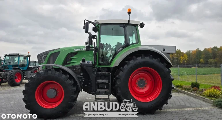 Fendt 824 Vario S4 Profi