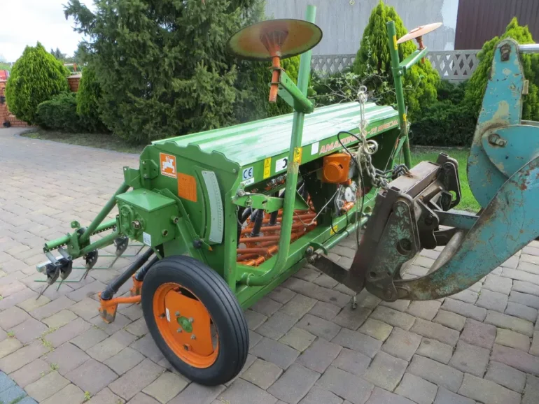 Siewnik do zboża Amazone D8 Special szer.2,50 m.
