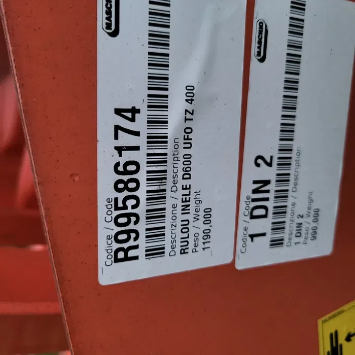 Wał MASCHIO daszkowy ze skrobakami i mocowaniami 2.0m