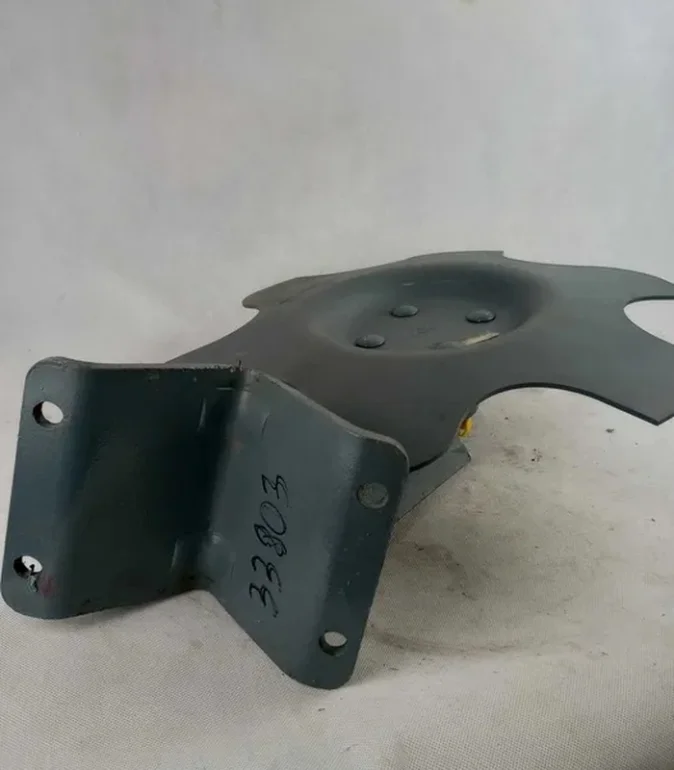 Ramię z krojem talerzowym i piastą skrajne prawe 2411/60-000/0 ARES L