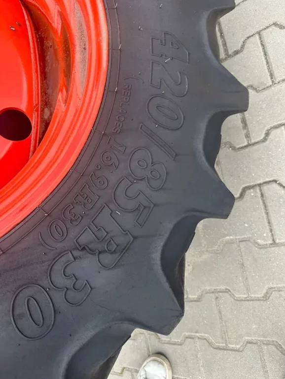 Komplet koła do claas 520/85r42, 420/85r30 bieżnik 90%