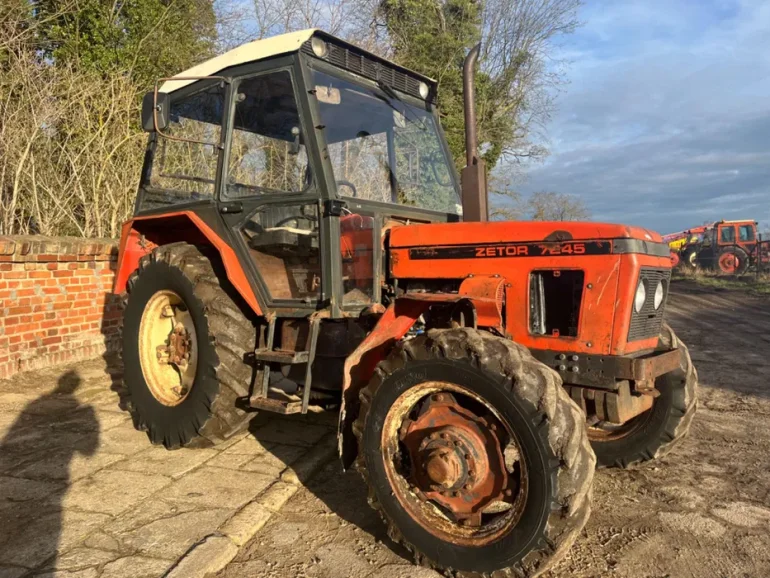 Ciągnik Zetor 7245 z napędem 4x4 7211, 914, 1014