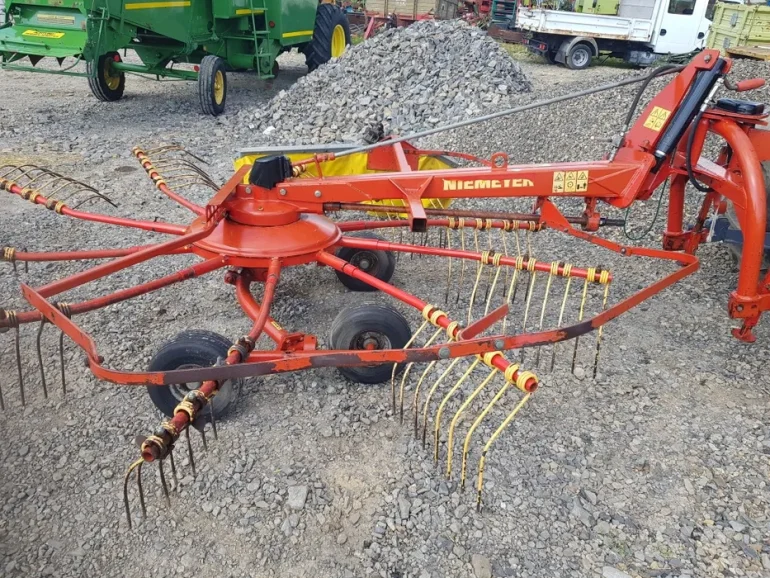Zgrabiarka Niemeyer RS 380-DH z Niemiec Claas nie pottinger