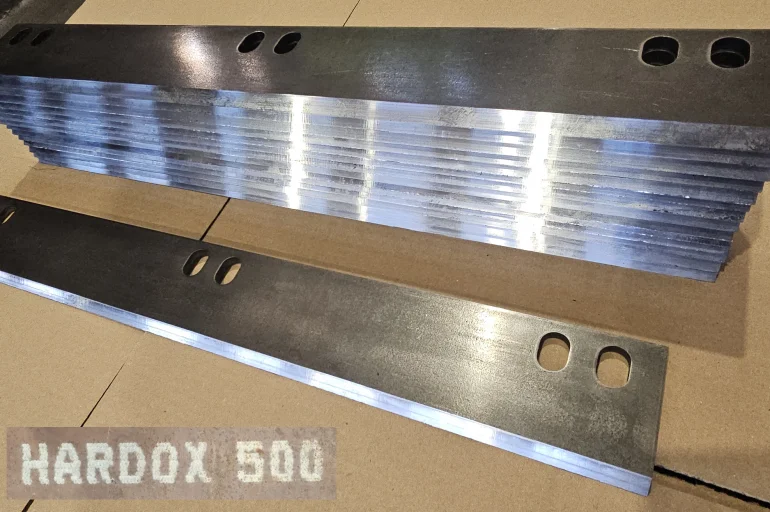 Nóż przystawki New Holland cały z Hardox500  487mm