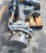 Przedni most claas axion 840