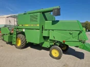 Kombajn zbożowy John Deere 1032