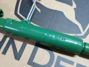 Śruba centralna 587-782mm Kat 3/3 John Deere 6820/6930/7530
