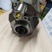 Pompa jazdy Valtra T HPVHMF75