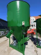 Mieszalnik pasz 1000 kg