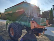 Rozsiewacz wapna nawozu AMAZONE ZGB 8001 na kołach8T 8000L talerze rcw