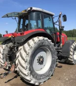 Massey Ferguson 8220 i inne