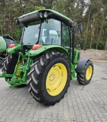 John deere 5820, ładny , nowe opony przód sprowadzony Faktura