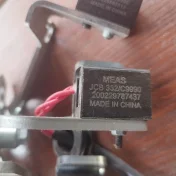 Czujnik zblizeniowy pedalu hamulca jcb 3cx 4cx jcb 332/c9990