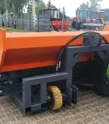 Posypywarka do poboczy układarka MIREX UP 28 z korektą toru jazdy