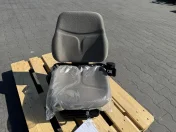Siedzenie pneumatyczne oryginał CNH / COBO CASE QUANTUM fotel kierowcy