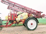Opryskiwacz Hardi Commander Plus 2800l 24/21m Amortyzowana Oś stan BDB