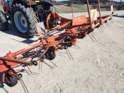 Rozbijak roztrząsacz przetrząsacz pokosów Kuhn GF 7501 Mh