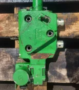 Sekcja rozdzielacza john deere AL157359