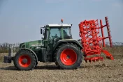 Brona polowa ciężka hydraulicznie składana BATYRA
