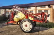 Opryskiwacz Hardi Commander 2800L. Szerokość 15m.