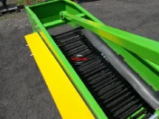 kopaczka wibracyjna BOMET z wyrzutem tylnym URSA Z655/1